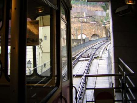 Départ Funiculaire pour Fourvière (LYON)