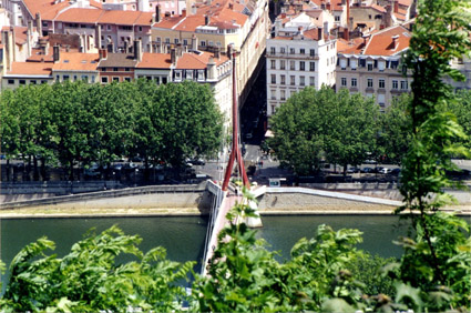 Passerelle du Palais de justice . Lyon France